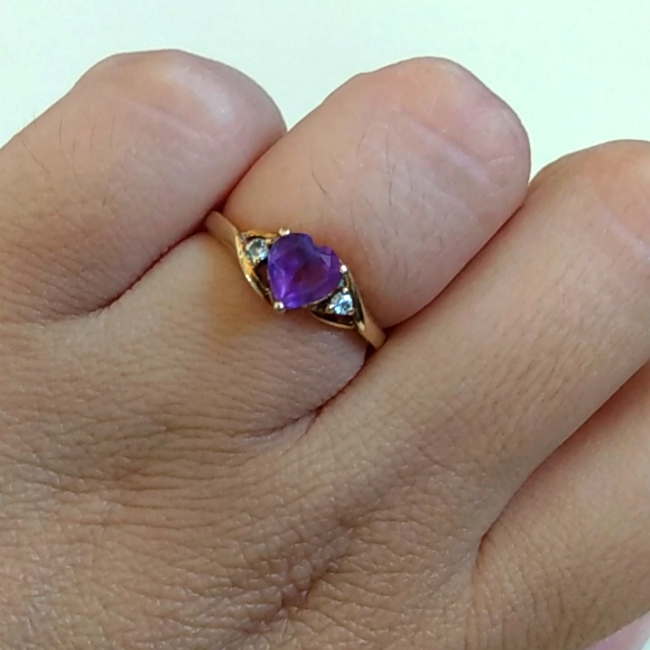 10k Yellow Gold Purple Heart Ring